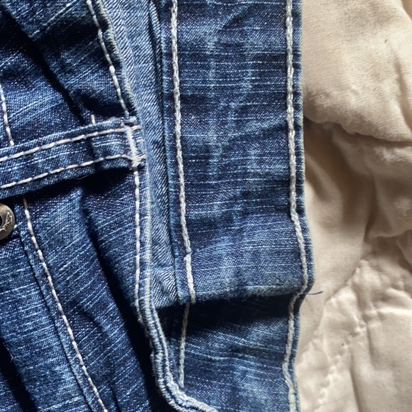 Seductions crops - Picture 3 of 3